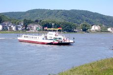 Rhein-Autofähre.jpg